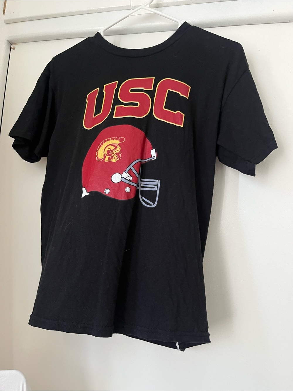USC Black Short-Sleeve Graphic Tee with Red Helmet Print